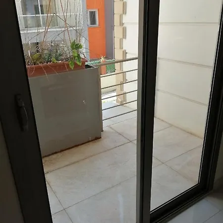 Aqua Royal Alexus Luxury アパート *