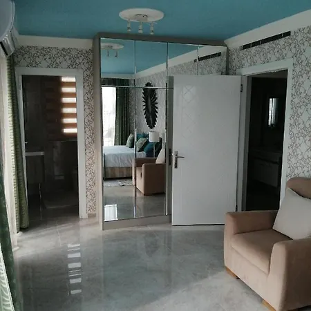 Aqua Royal Alexus Luxury *