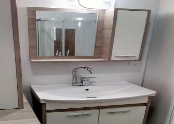 Aqua Royal Alexus Luxury