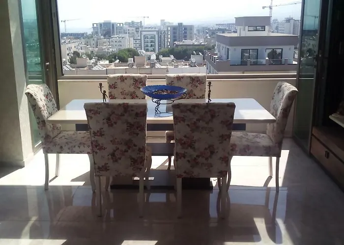 Aqua Royal Alexus Luxury *